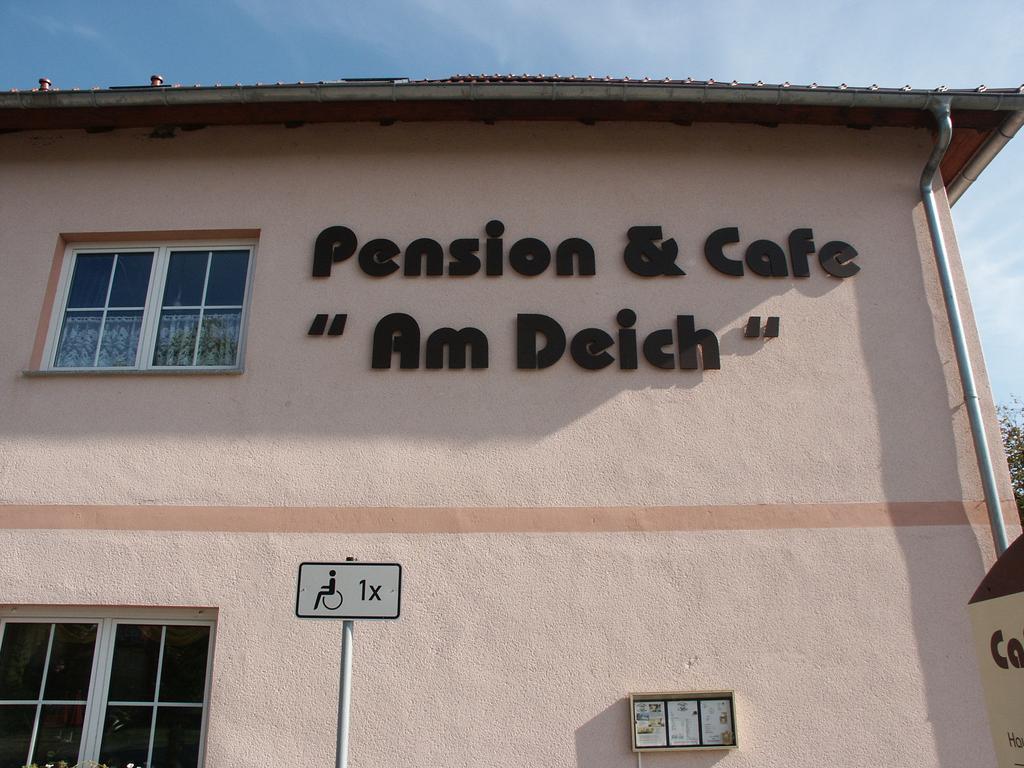 Pension Am Deich Kröslin Exterior foto